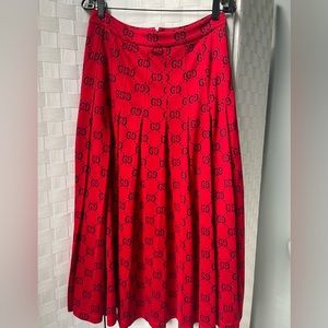 100 % Authentic Gucci Midi Skirt
